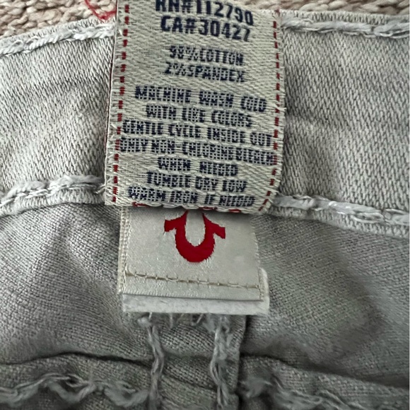TRUE RELIGION BILLY SUPER T LOW RISE JEANS! - Picture 9 of 9